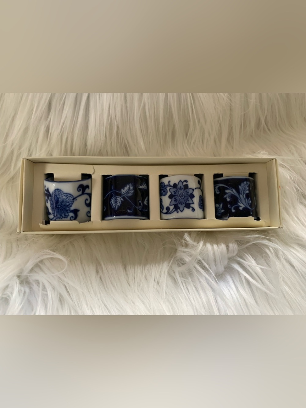 PIER 1  VINTAGE Mandarin Blue porcelain set of (4) napkin holders NIB NWT